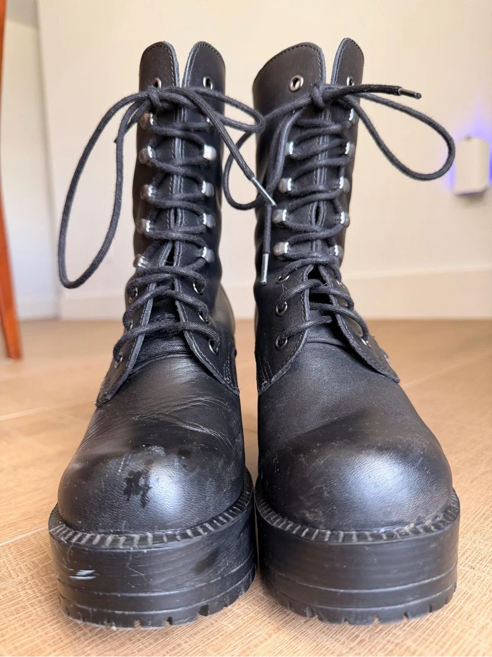 ROC Boots Australia sleek black